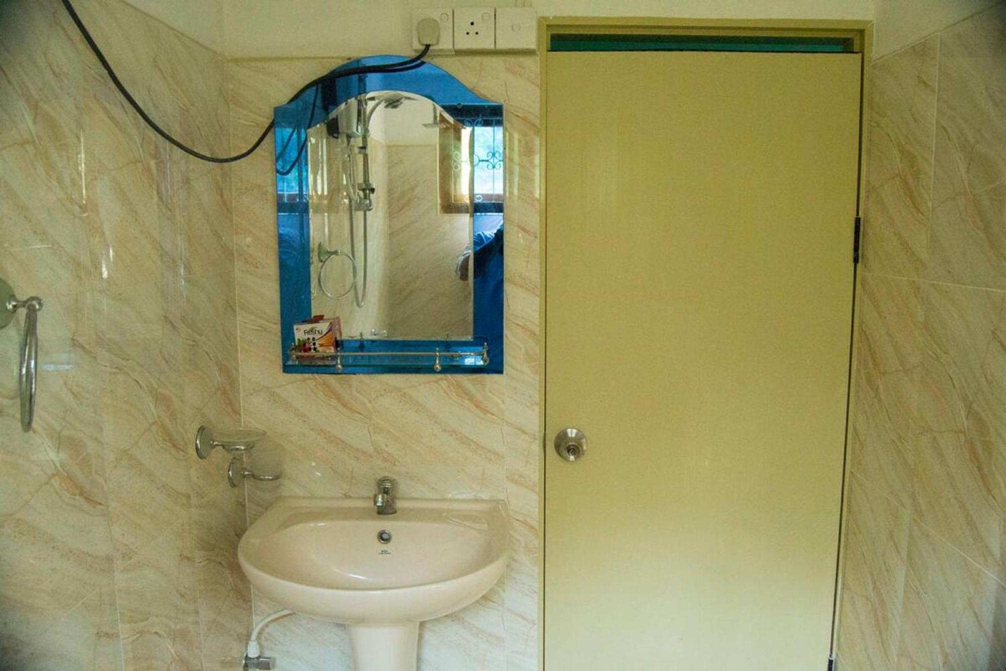Iduwara Guest Apartman Szigirija Kültér fotó